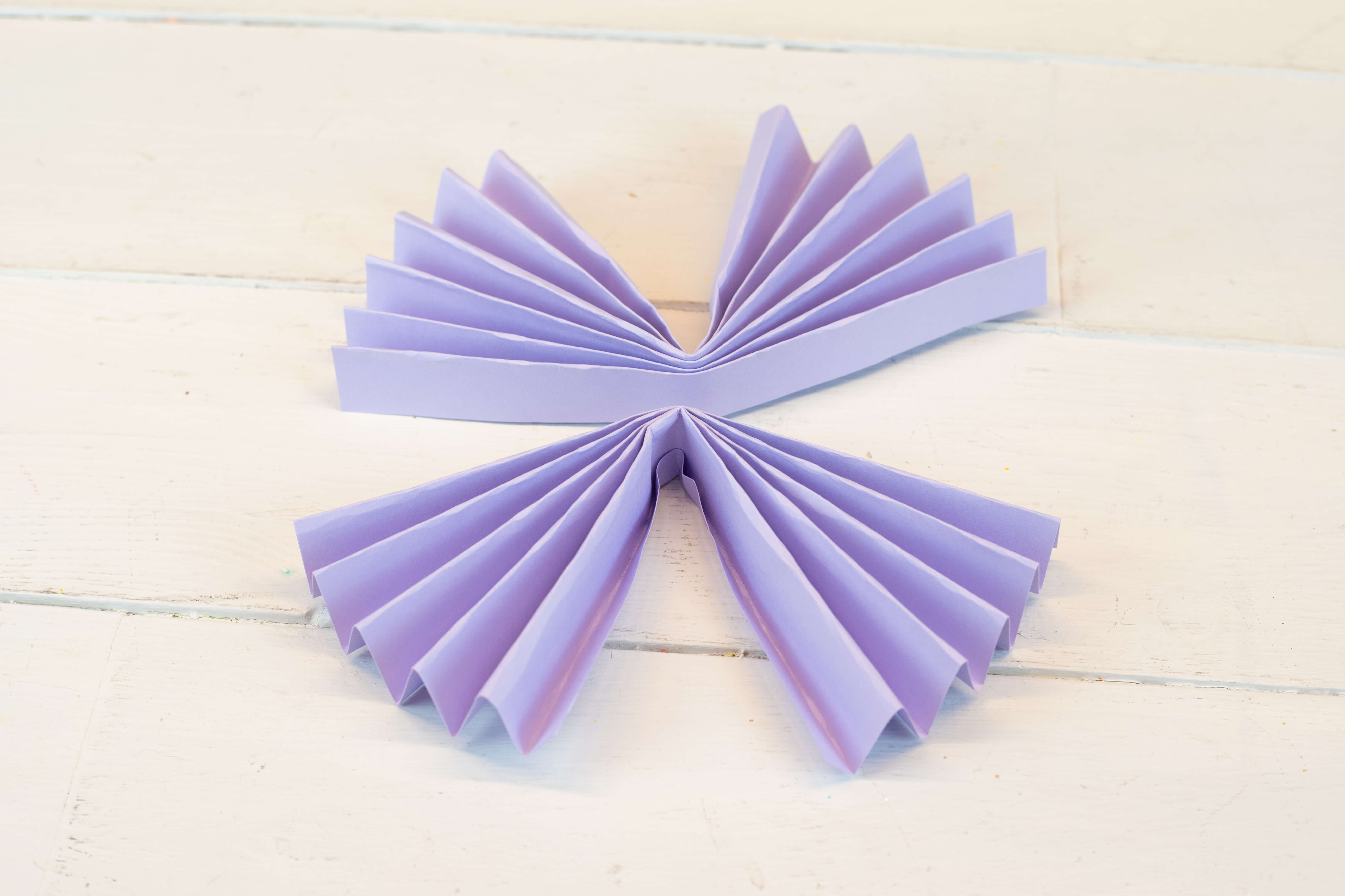 Astrobrights - Valentines Day Mural Step By Step Accordion 3