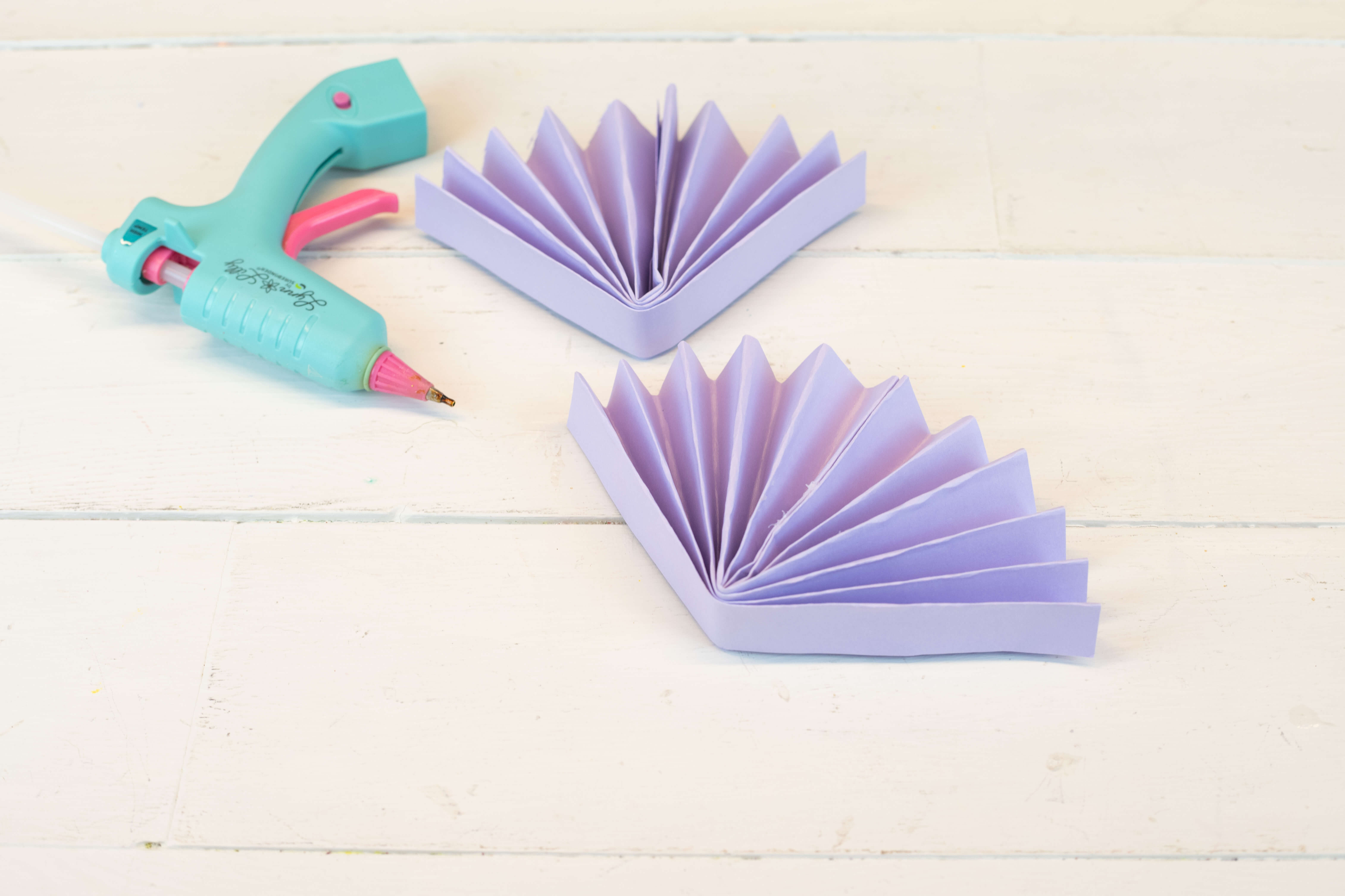 Astrobrights - Valentines Day Mural Step By Step Accordion 4