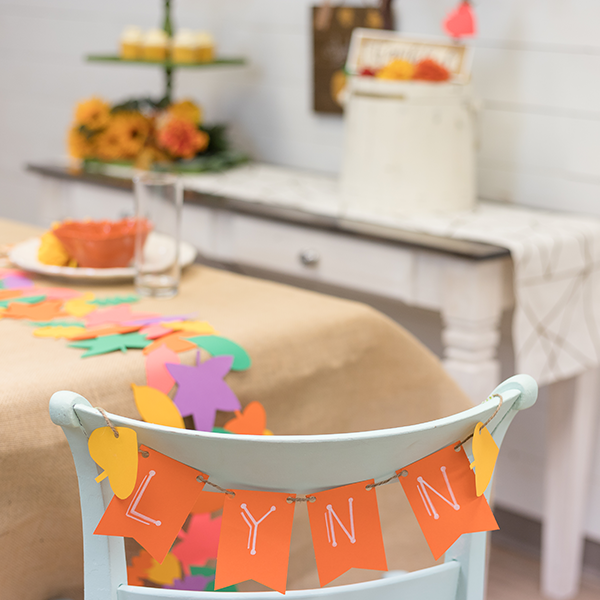 Astrobrights Thanksgiving Garland and Runner