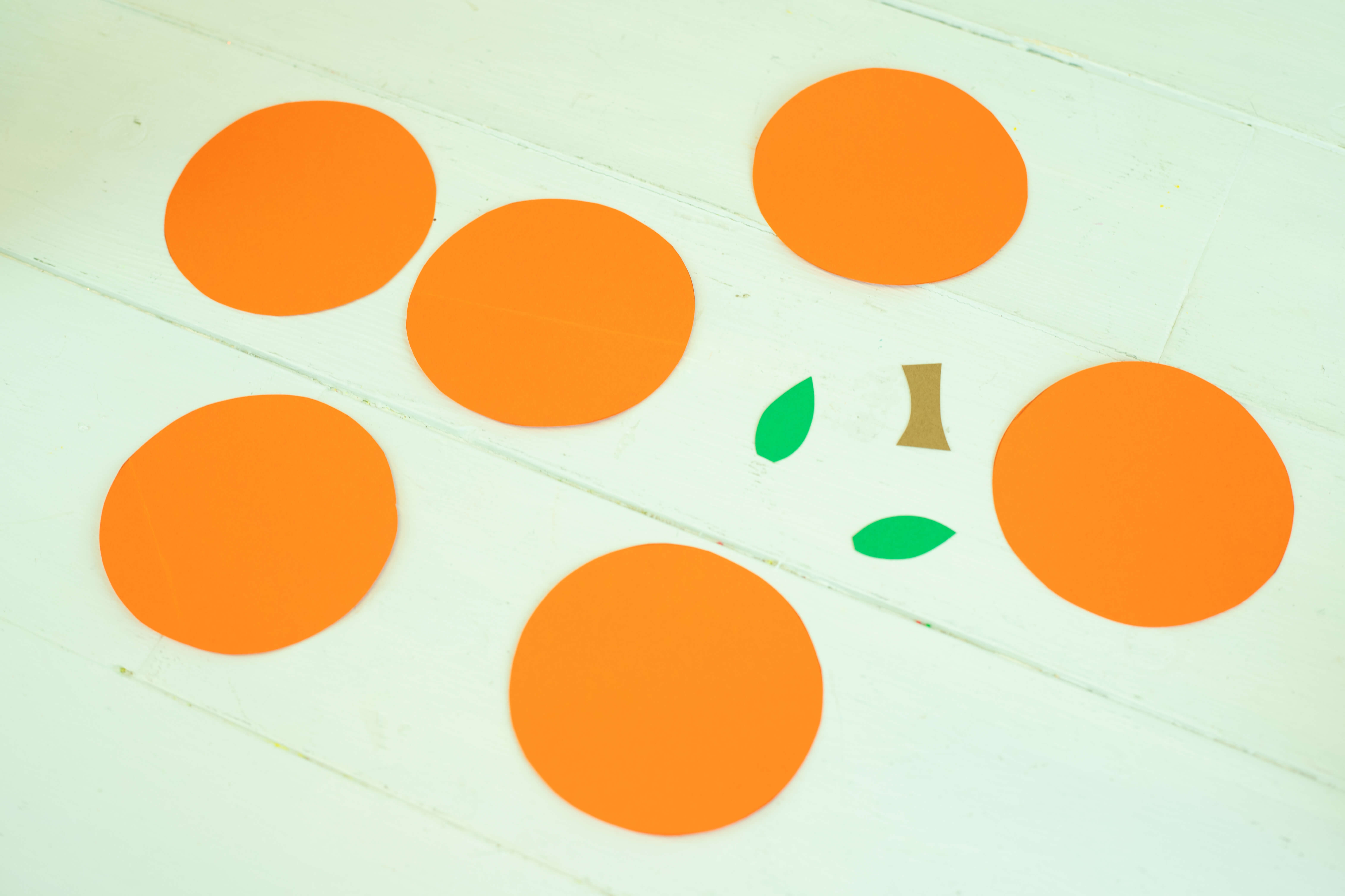 Cornucopia-Centerpiece-Step-2