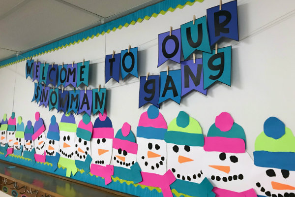 DIY Snowmen Bulletin Board Idea
