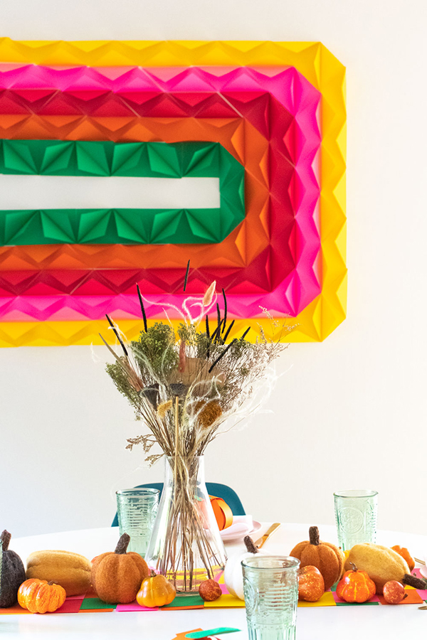 Retro Thanksgiving Decor