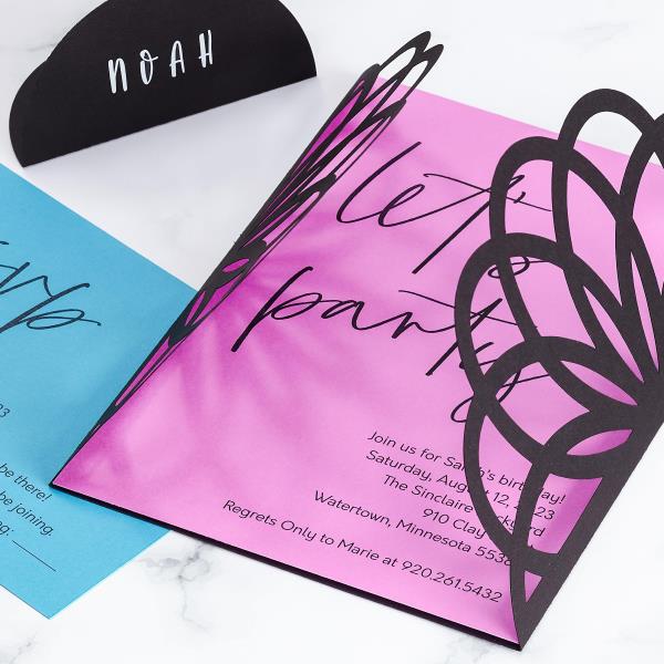 An image with name: Lovel Lace Wrap Envelope